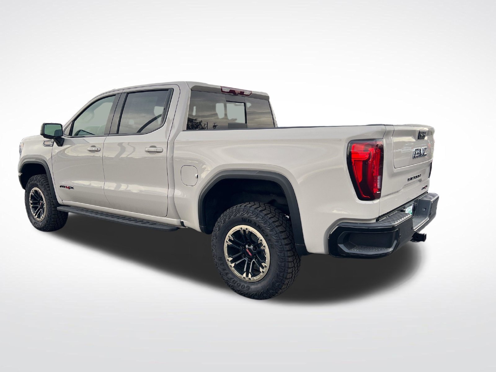 New 2026 GMC Sierra 1500 AT4X w/ LPO, Black Badging Package AWD/4WD image 5