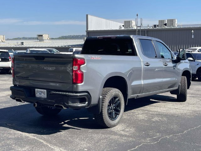 Used 2021 Chevrolet Silverado 1500 Custom Trail Boss AWD/4WD image 33