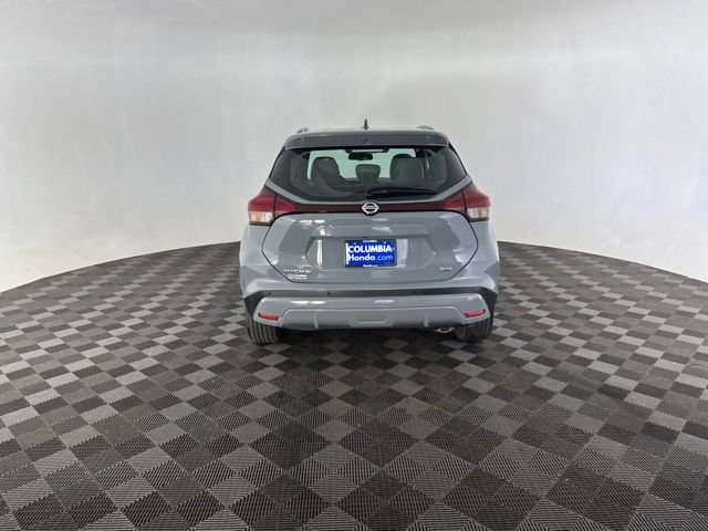 Used 2021 Nissan Kicks SR FWD image 7
