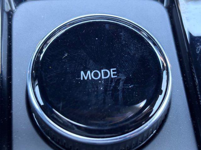 Used 2025 Chevrolet Equinox RS w/ Convenience Package III AWD/4WD image 30