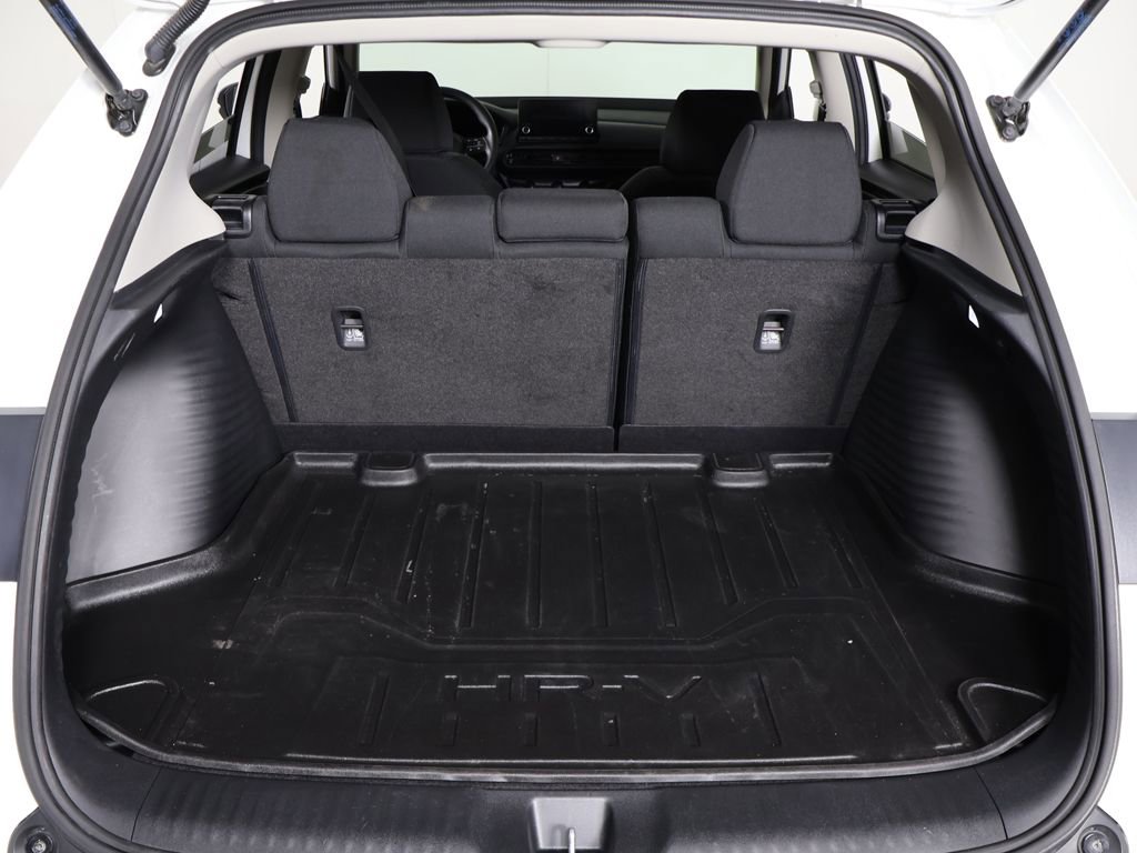 Used 2023 Honda HR-V LX image 16