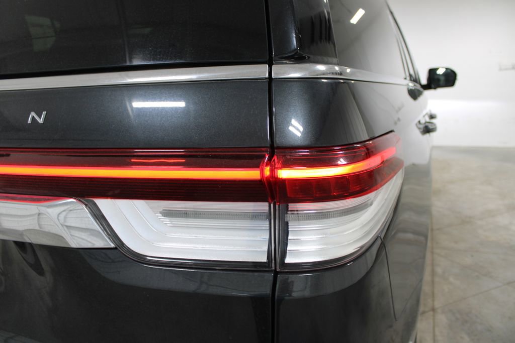 Used 2023 Lincoln Navigator Reserve image 26