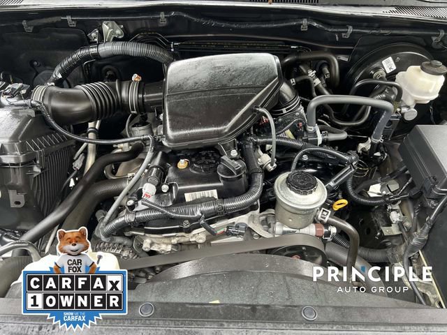 Used 2018 Toyota Tacoma SR w/ SR Convenience Package image 32
