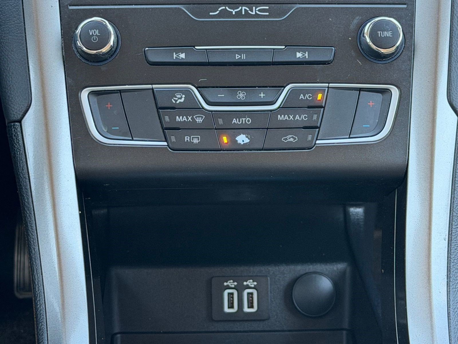 Used 2019 Ford Fusion S FWD image 15
