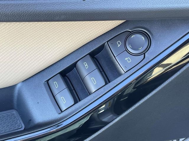 New 2026 Chevrolet Equinox ACTIV w/ Safety and Technology Package AWD/4WD image 17