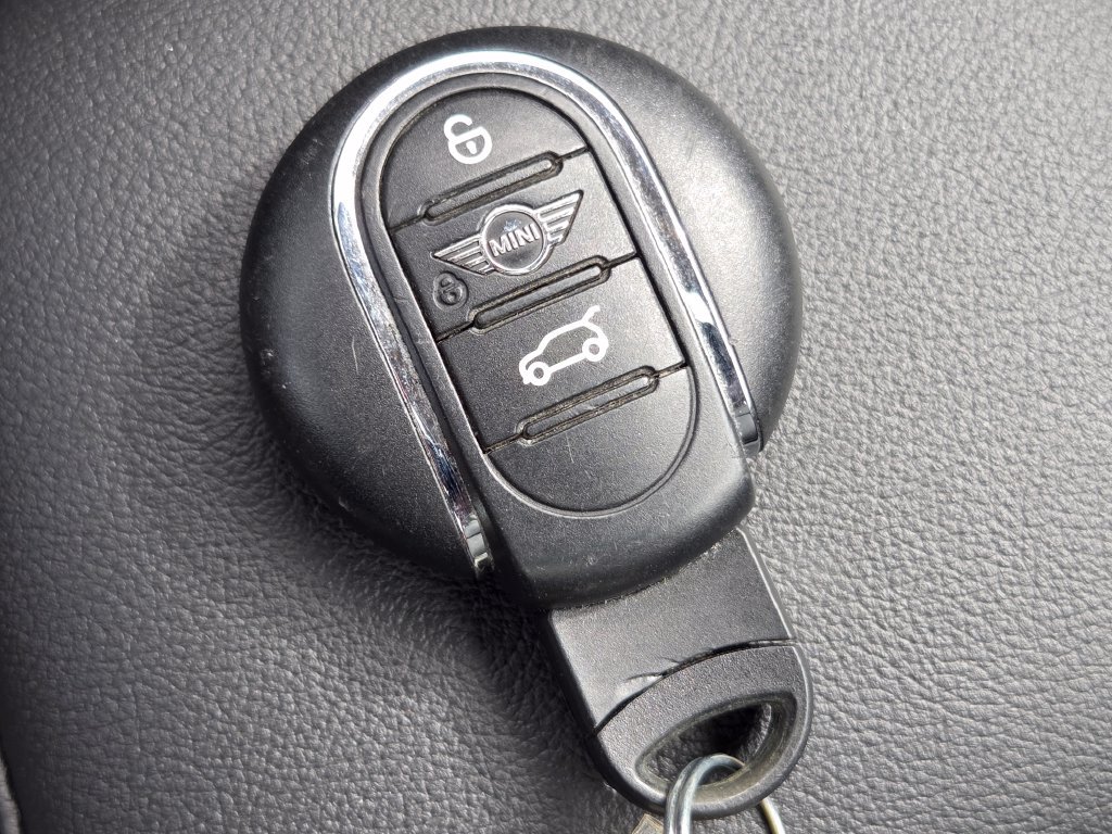 Used 2020 MINI Cooper S FWD image 36