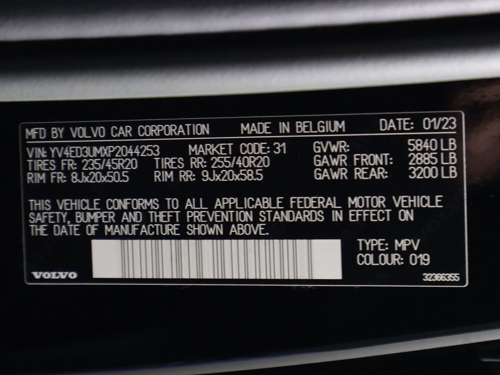Certified 2023 Volvo XC40 Recharge Ultimate w/ Protection Package Premier AWD/4WD image 16