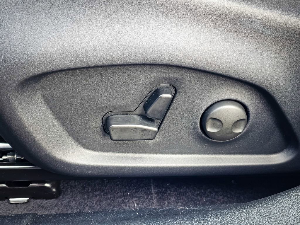 New 2026 Jeep Compass Limited image 15