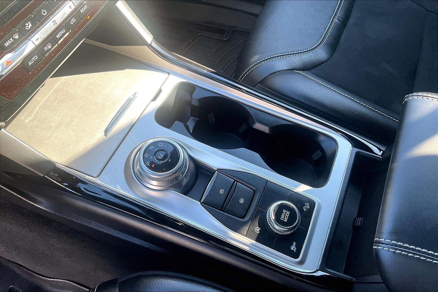 Used 2022 Ford Explorer ST w/ ST Street Pack image 14