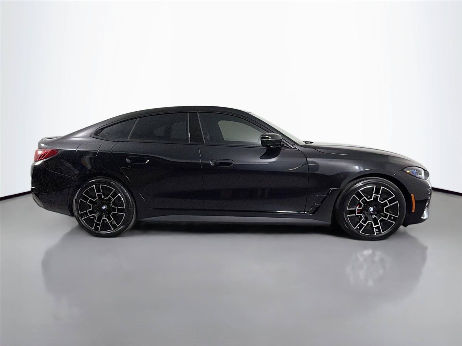 New 2026 BMW i4 xDrive40i w/ M Sport Package AWD/4WD image 7