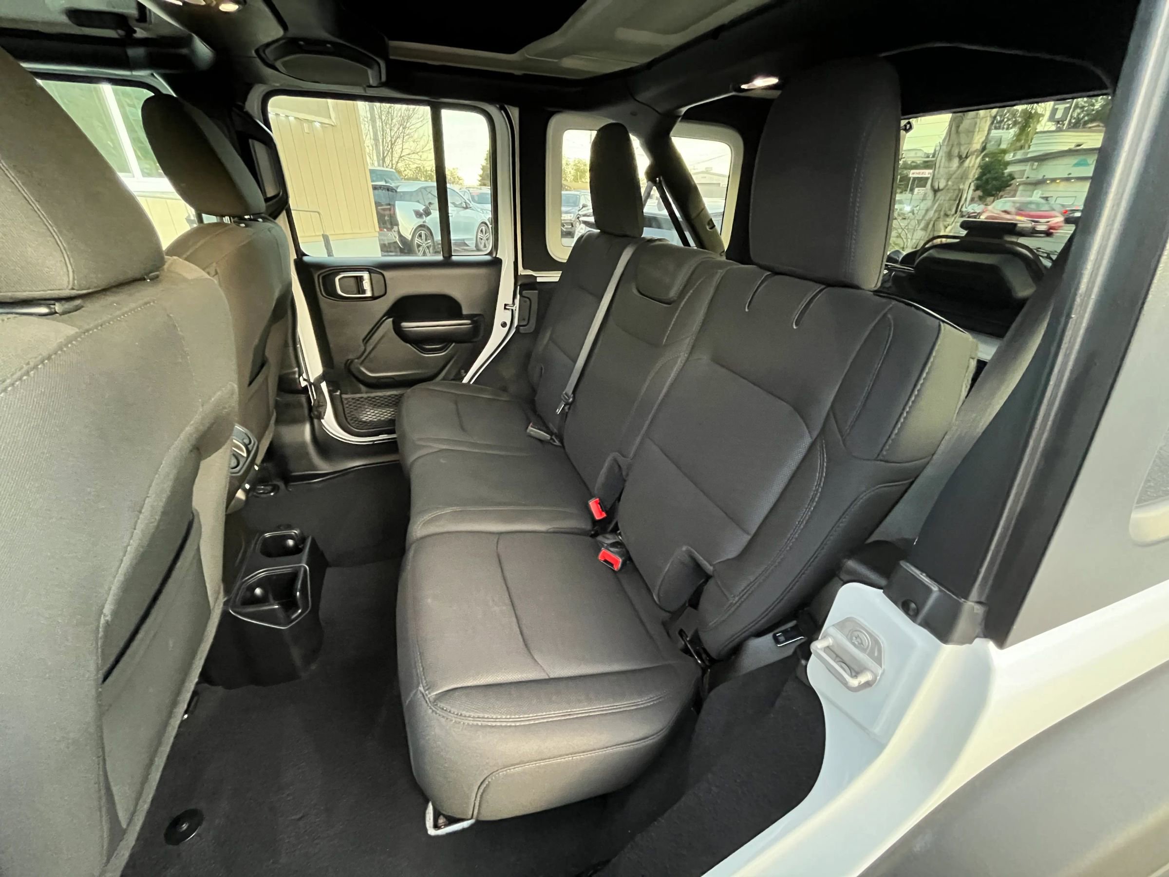 Used 2020 Jeep Wrangler Unlimited Sport image 10