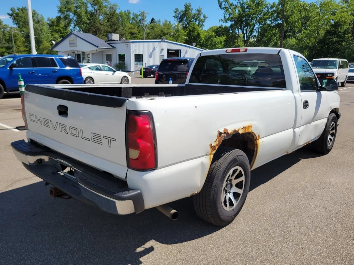Used 2004 Chevrolet Silverado 1500 W/T RWD image 16