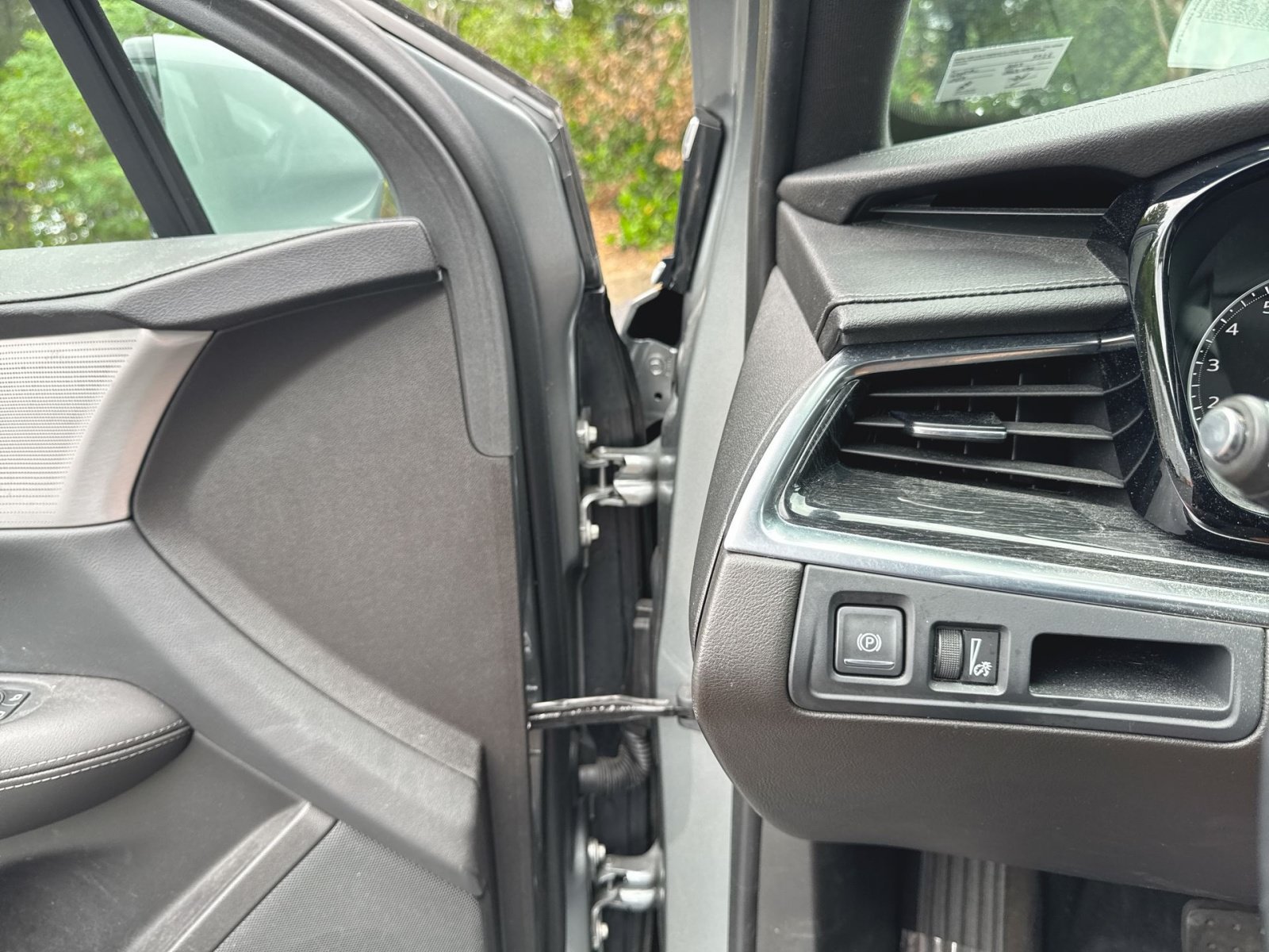 Used 2023 Cadillac XT5 Premium Luxury FWD image 22