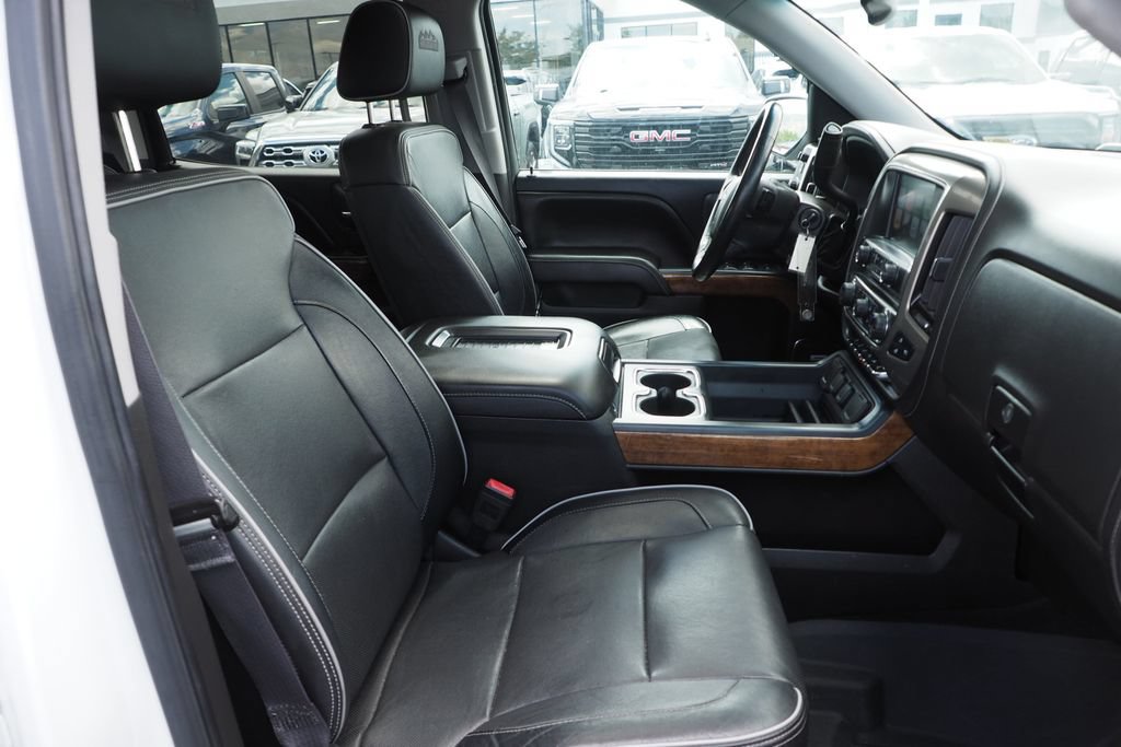 Used 2017 Chevrolet Silverado 1500 High Country AWD/4WD image 20