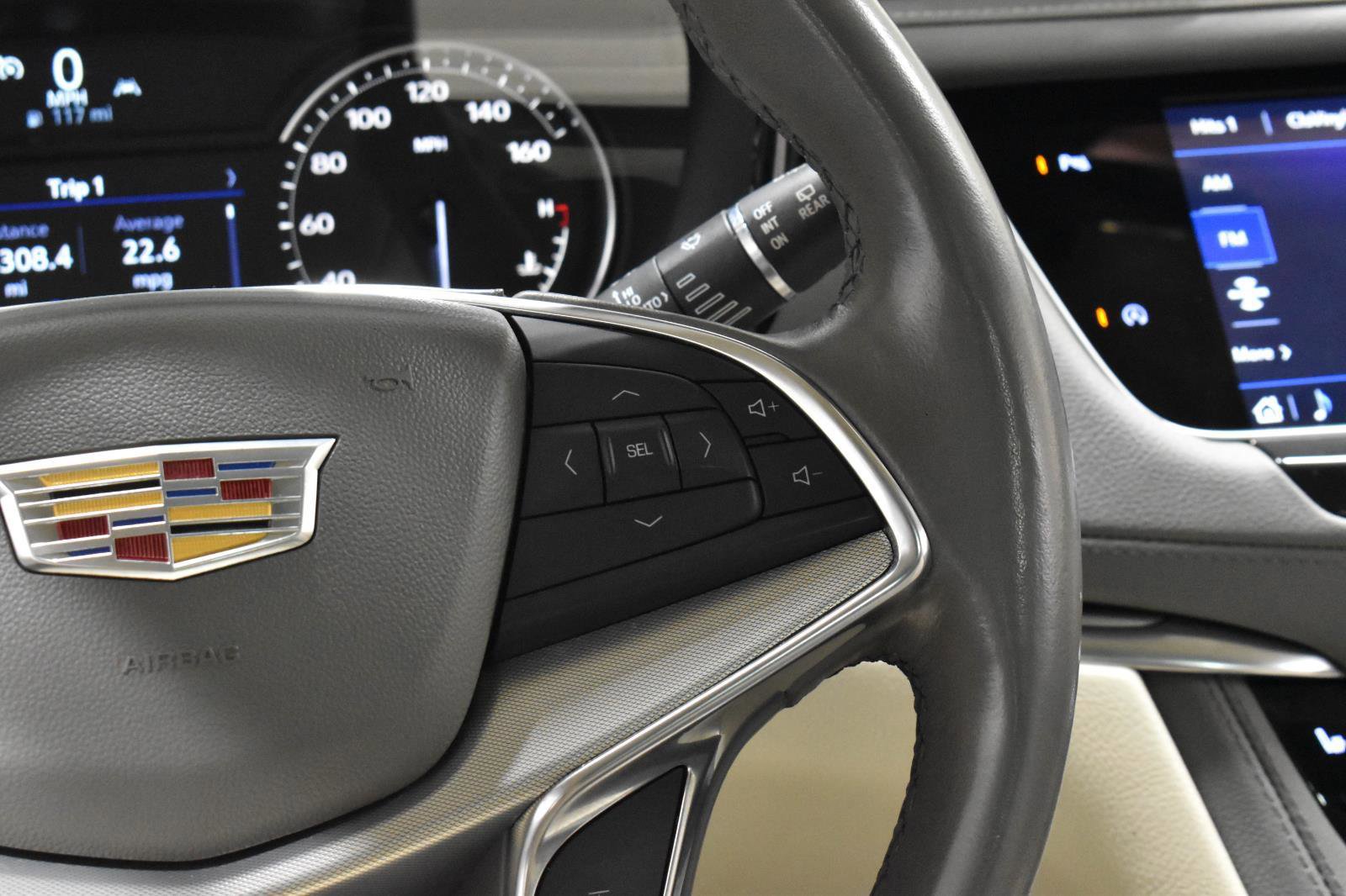 Used 2021 Cadillac XT5 Premium Luxury w/ LPO, Floor Liner Package FWD image 10