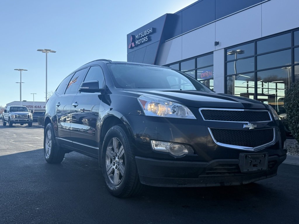 Used 2012 Chevrolet Traverse LT image 1