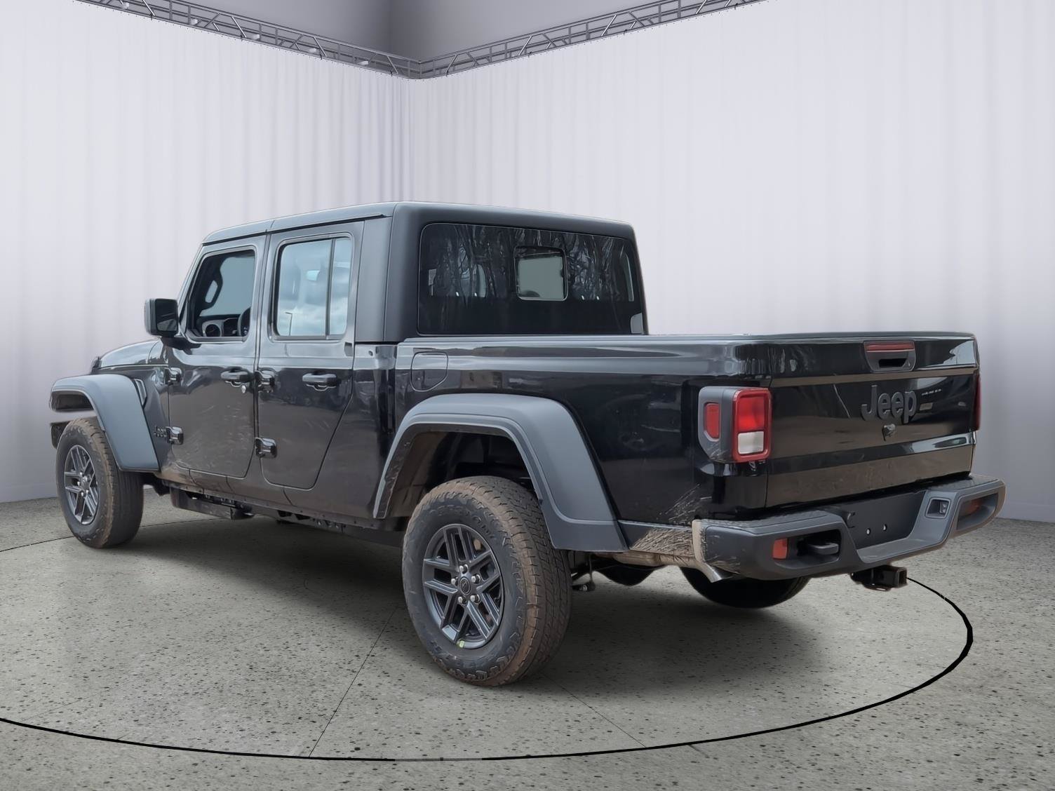 New 2026 Jeep Gladiator Sport AWD/4WD image 2