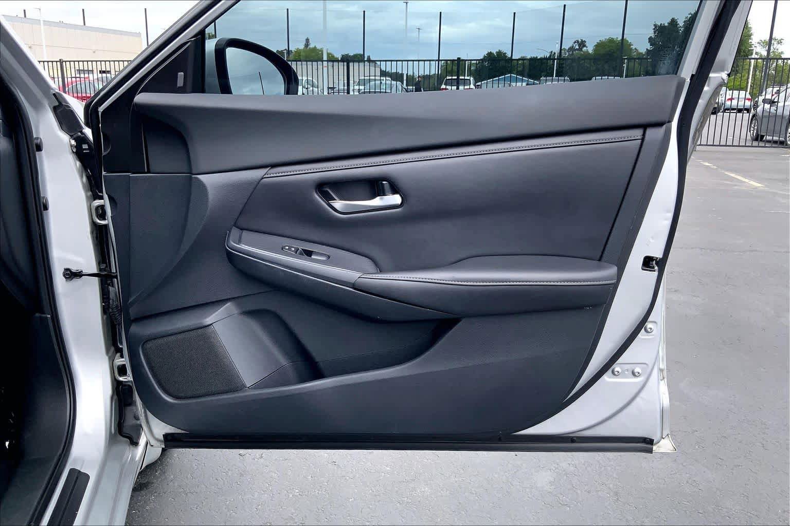 Used 2021 Nissan Sentra SV FWD image 26