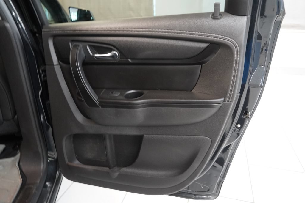 Used 2013 GMC Acadia SLE FWD image 32