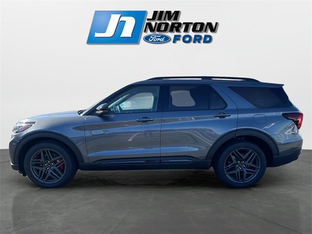 Used 2025 Ford Explorer ST w/ Sun And Sound Package image 6