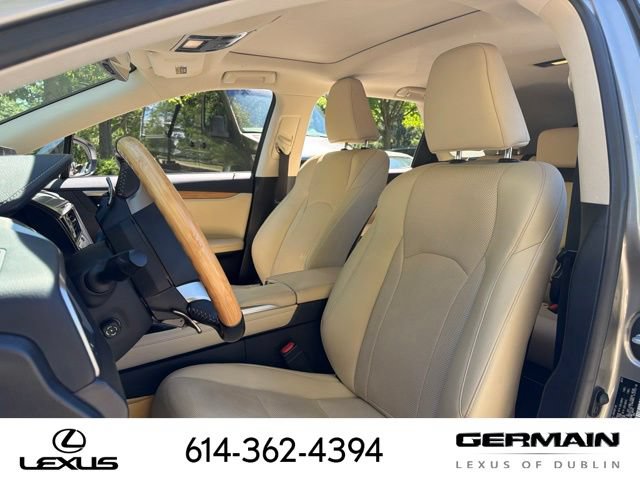 Used 2021 Lexus RX 350L Premium w/ Premium Package AWD/4WD image 11