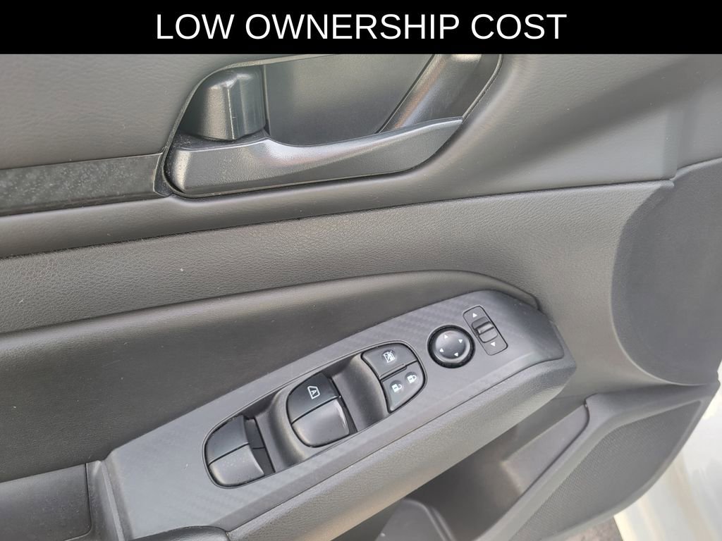 Used 2024 Nissan Altima 2.5 S image 18