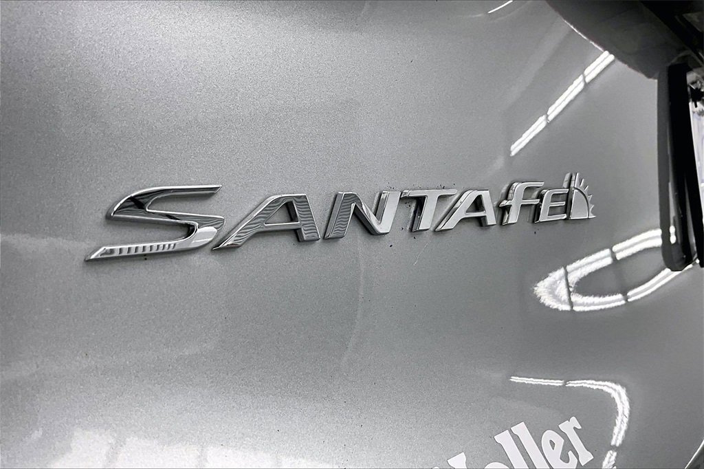 Used 2023 Hyundai Santa Fe Limited image 8