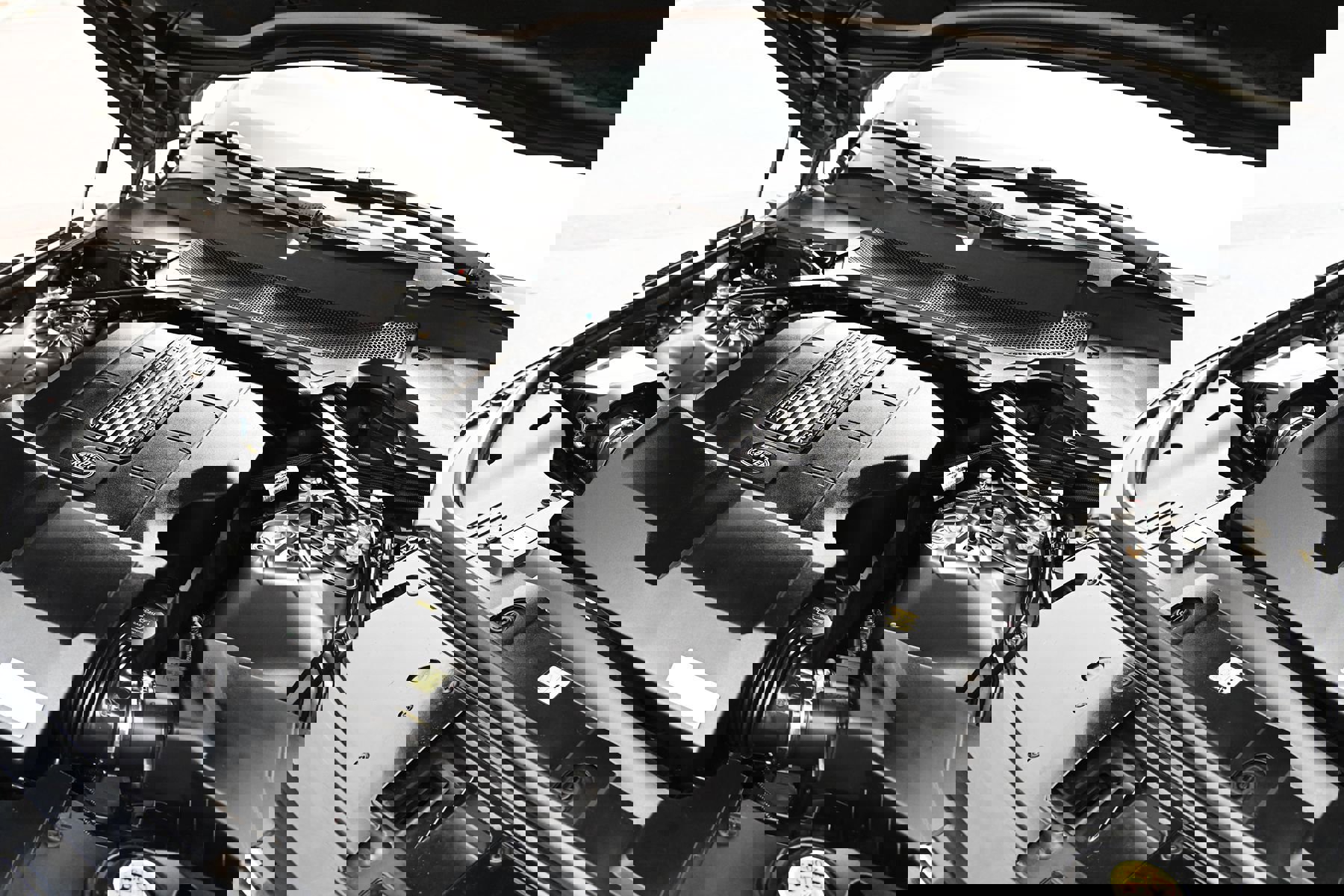 Used 2019 Land Rover Range Rover HSE image 23