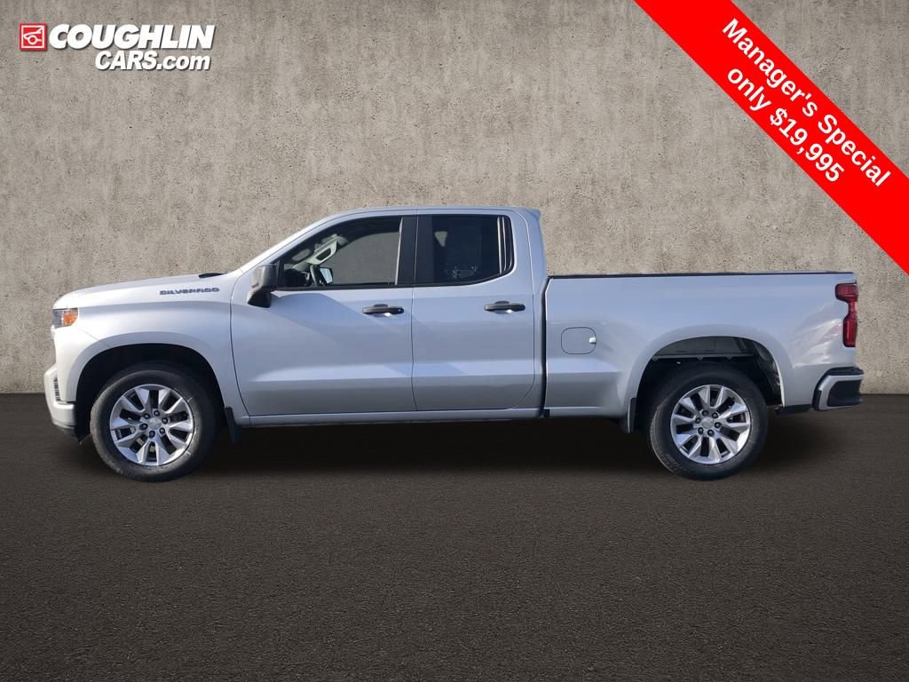 Used 2019 Chevrolet Silverado 1500 Custom w/ Custom Convenience Package image 4