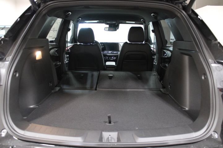 New 2026 Chevrolet TrailBlazer RS w/ Convenience Package AWD/4WD image 14