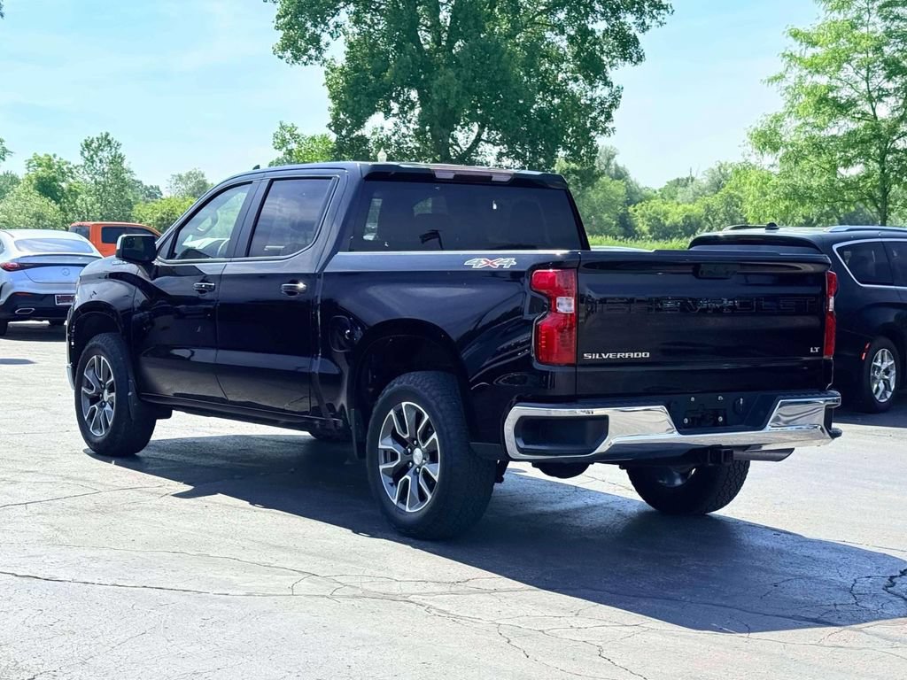 Used 2024 Chevrolet Silverado 1500 LT AWD/4WD image 9