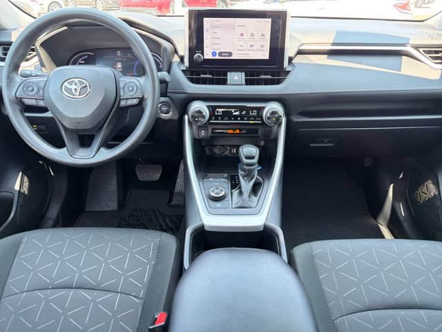 Used 2025 Toyota RAV4 XLE AWD/4WD image 9