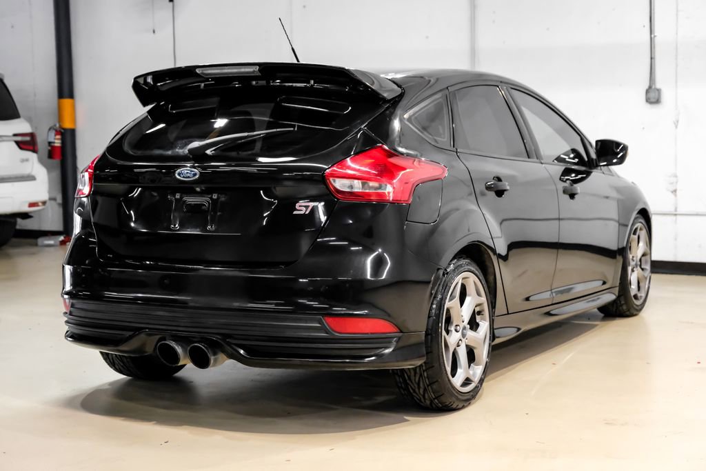 Used 2015 Ford Focus ST FWD image 7
