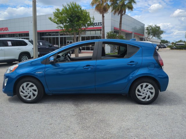 Used 2015 Toyota Prius C One FWD image 9