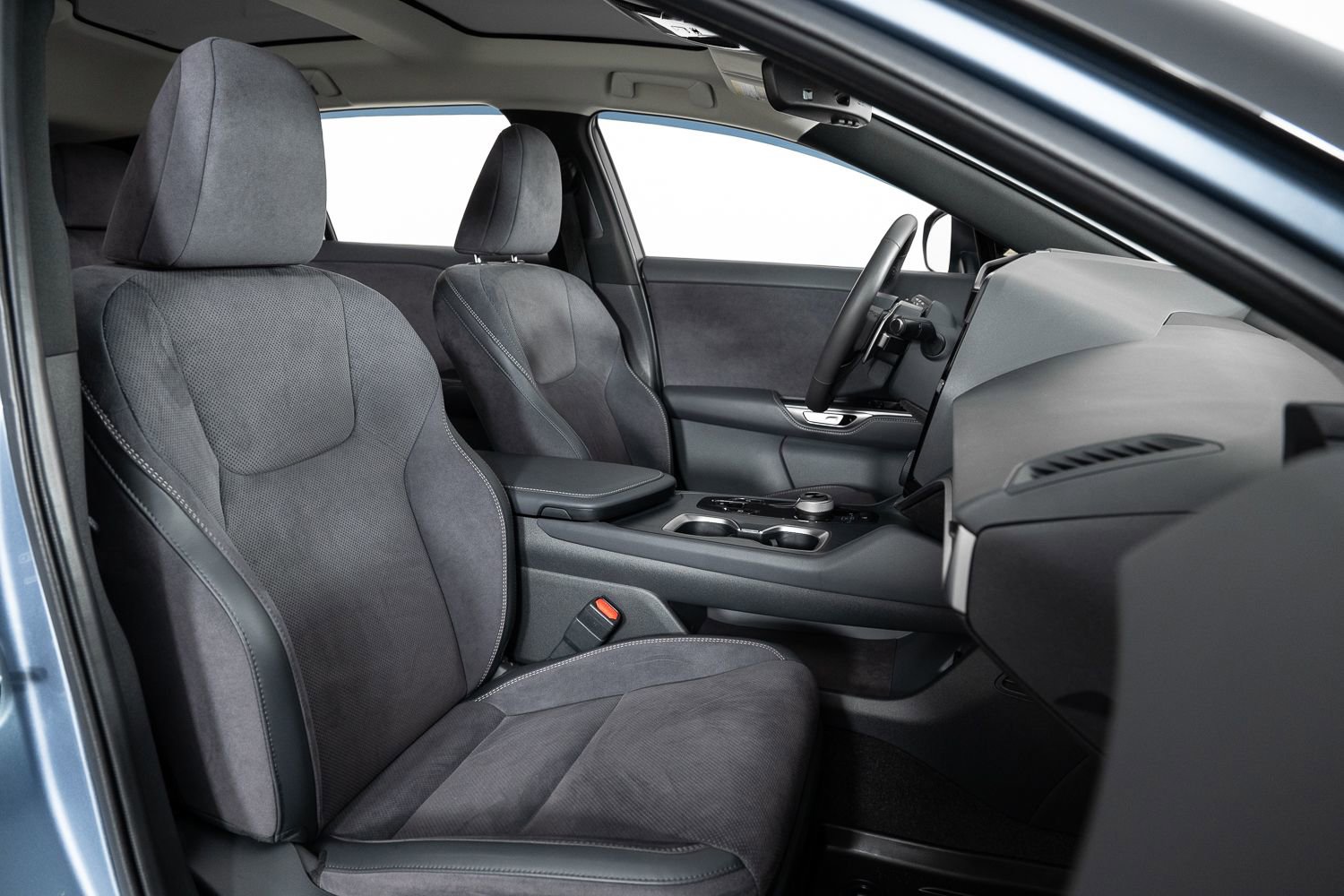 Used 2023 Lexus RZ 450e Premium w/ Accessory Package (2T) image 30