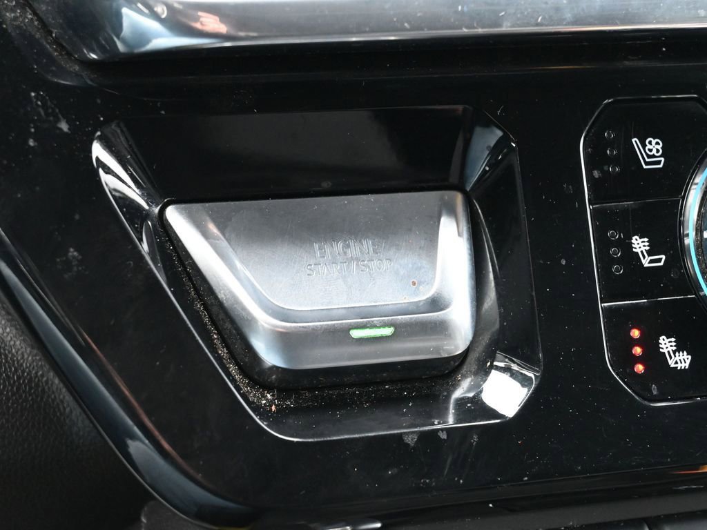 Used 2024 GMC Sierra 2500 Denali w/ Denali Reserve Package image 27