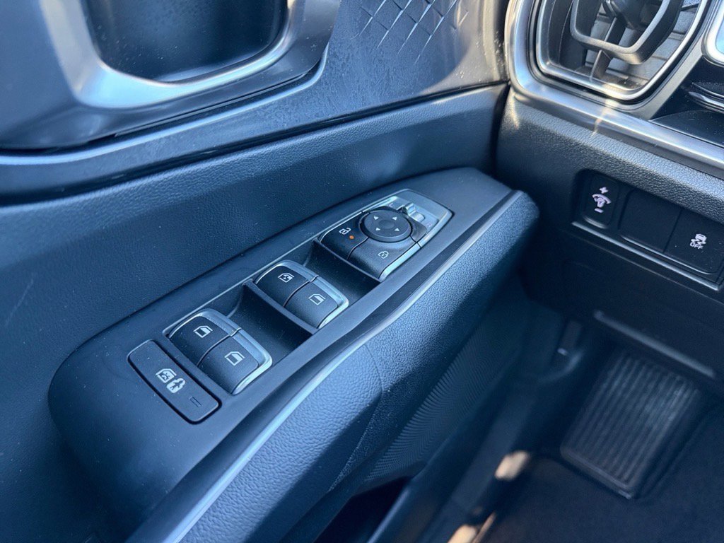 Used 2024 Kia Sorento S w/ Panoramic Sunroof Package image 20