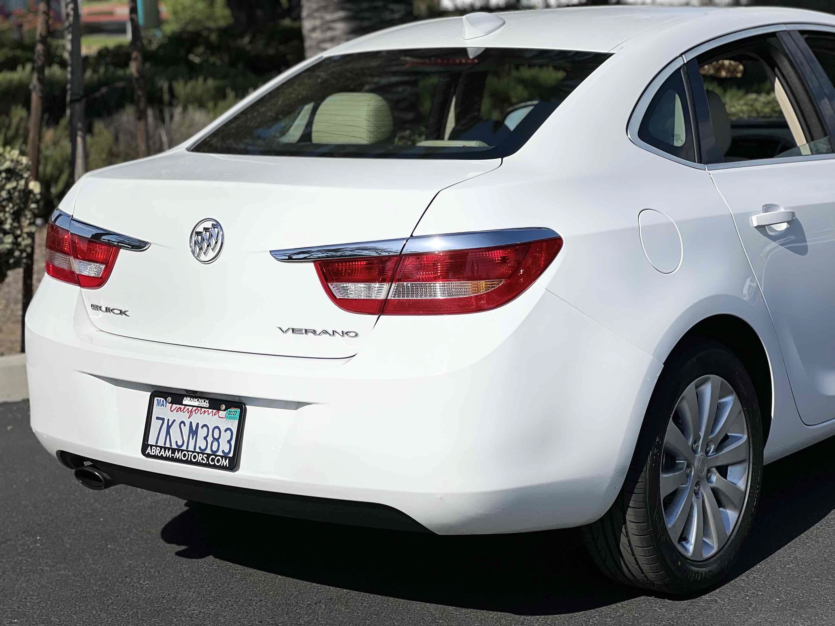 Used 2015 Buick Verano FWD image 40