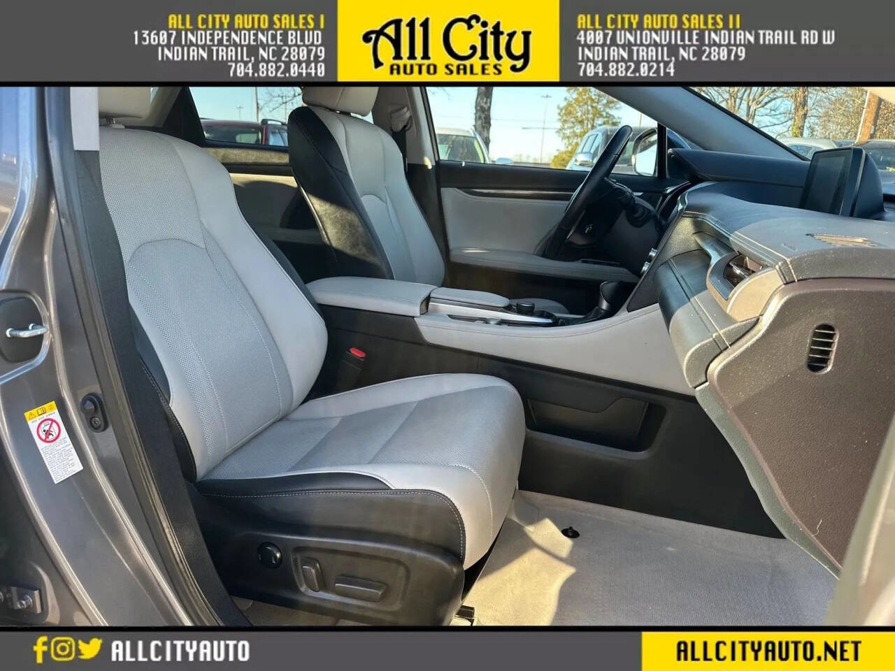 Used 2017 Lexus RX 350 FWD w/ Accessory Package image 23