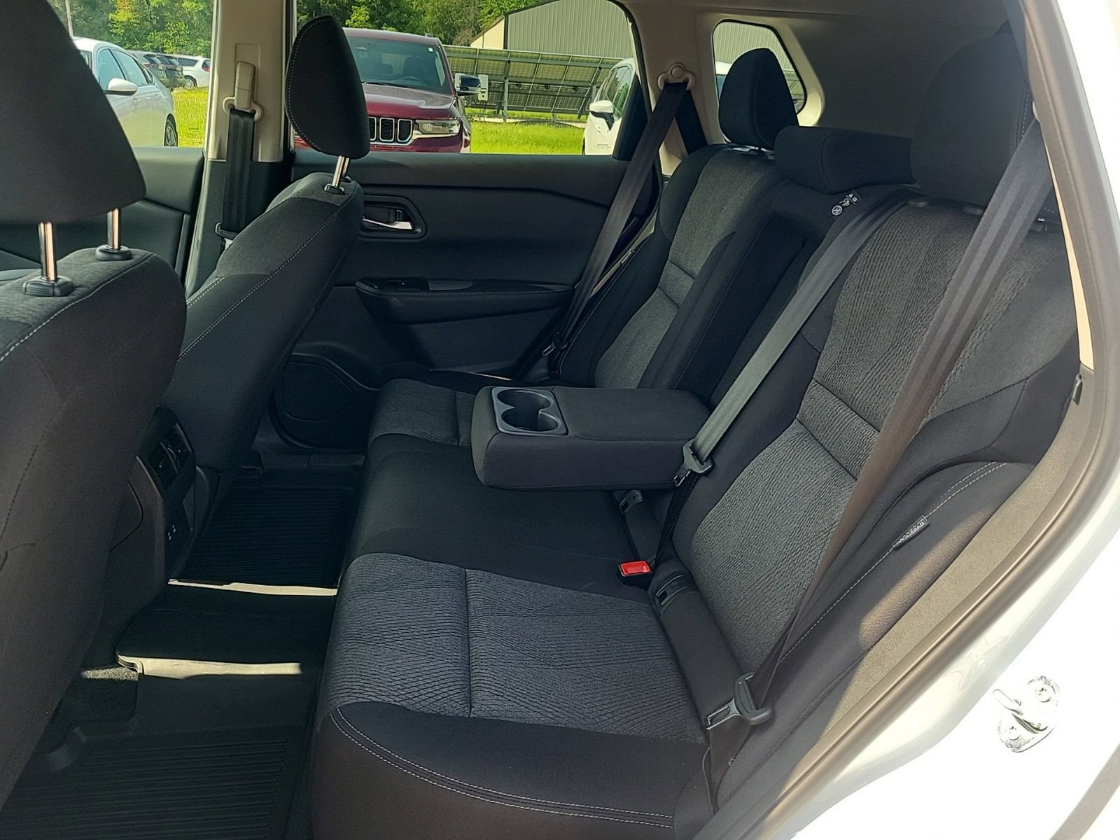Certified 2026 Nissan Rogue SV AWD/4WD image 13