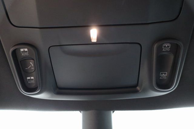 New 2026 Chrysler Pacifica Select FWD image 25