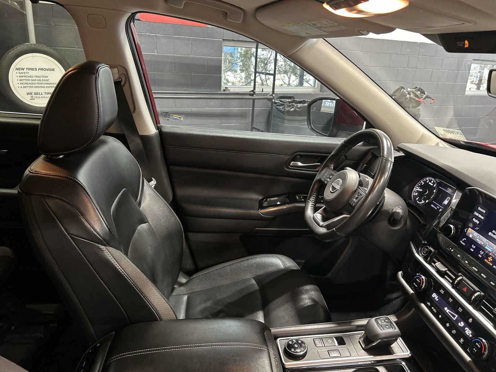 Certified 2023 Nissan Pathfinder SL AWD/4WD image 8