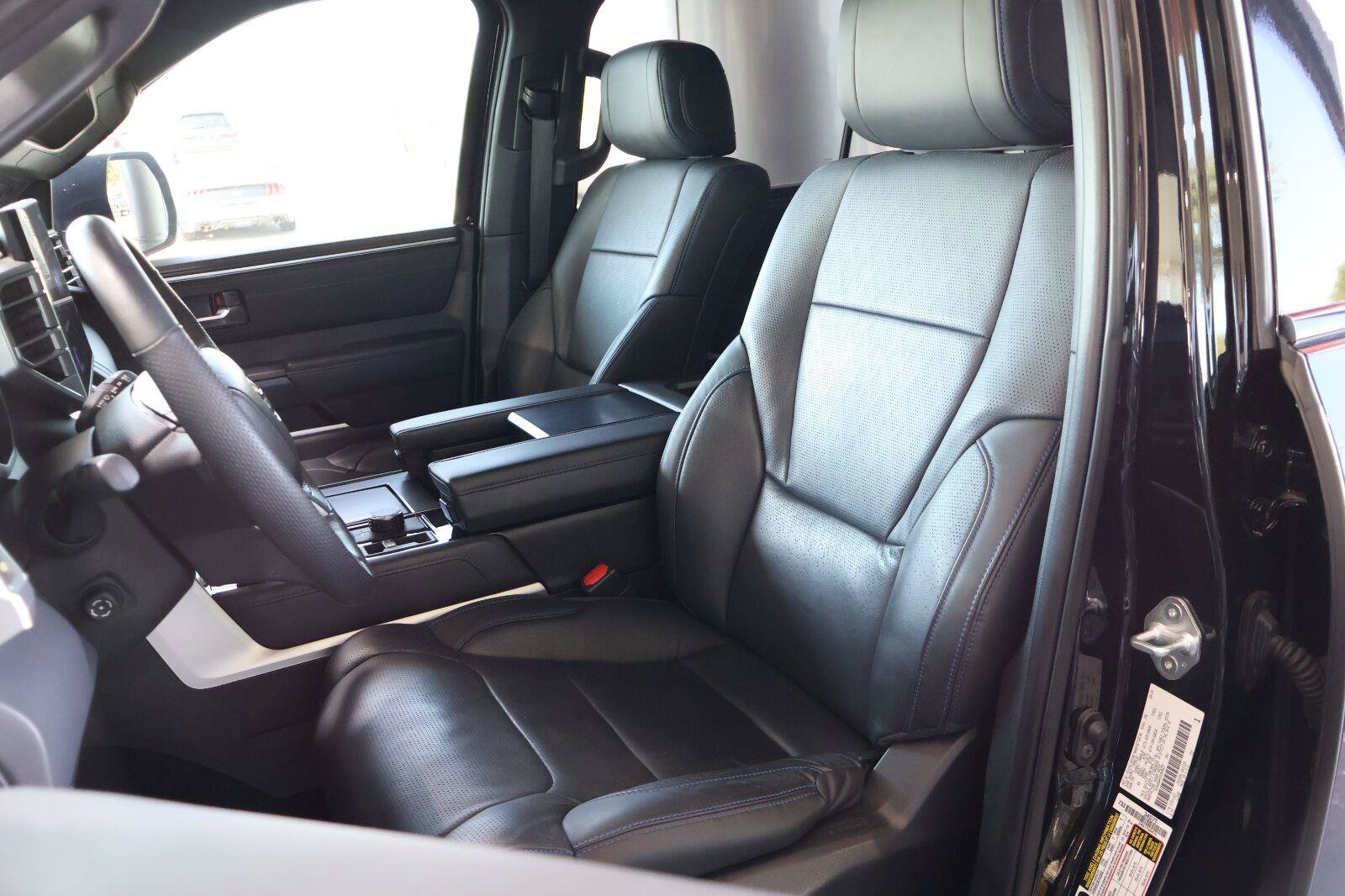 Used 2025 Toyota Sequoia Platinum AWD/4WD image 14