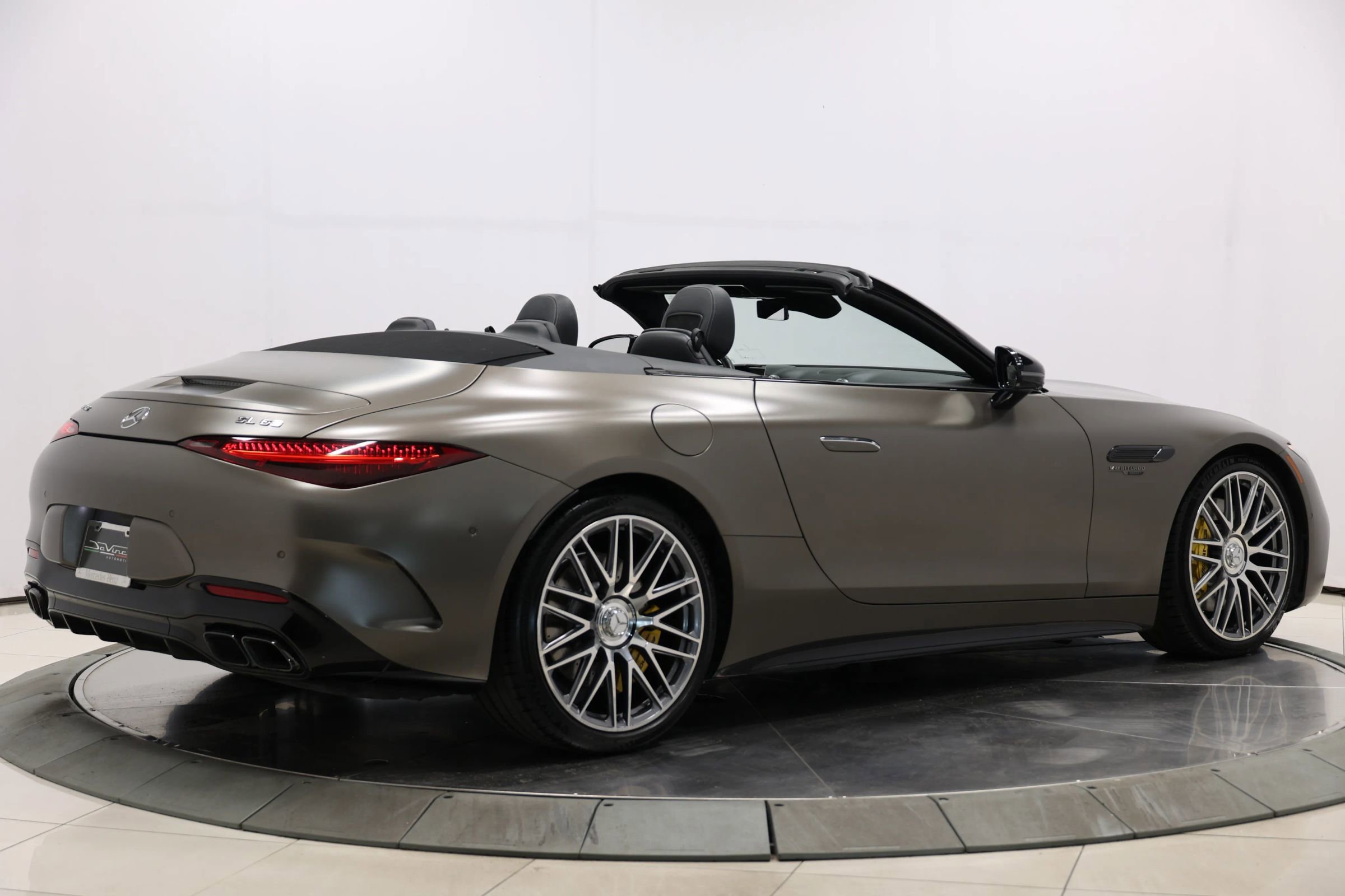 Used 2022 Mercedes-Benz SL 63 AMG 4MATIC image 59