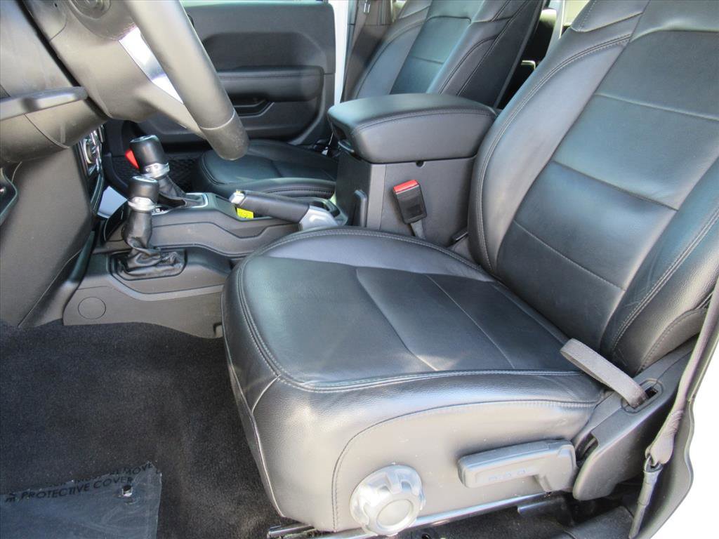 Used 2022 Jeep Wrangler Unlimited Sahara image 15