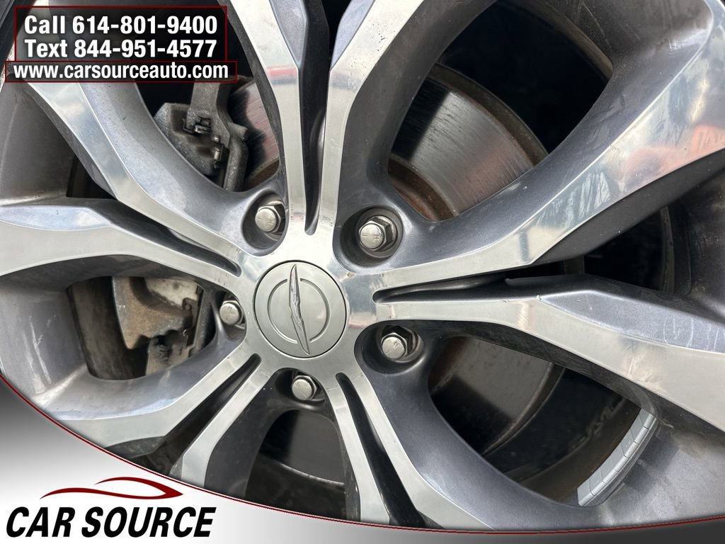 Used 2018 Chrysler Pacifica Limited w/ Tire & Wheel Group image 16
