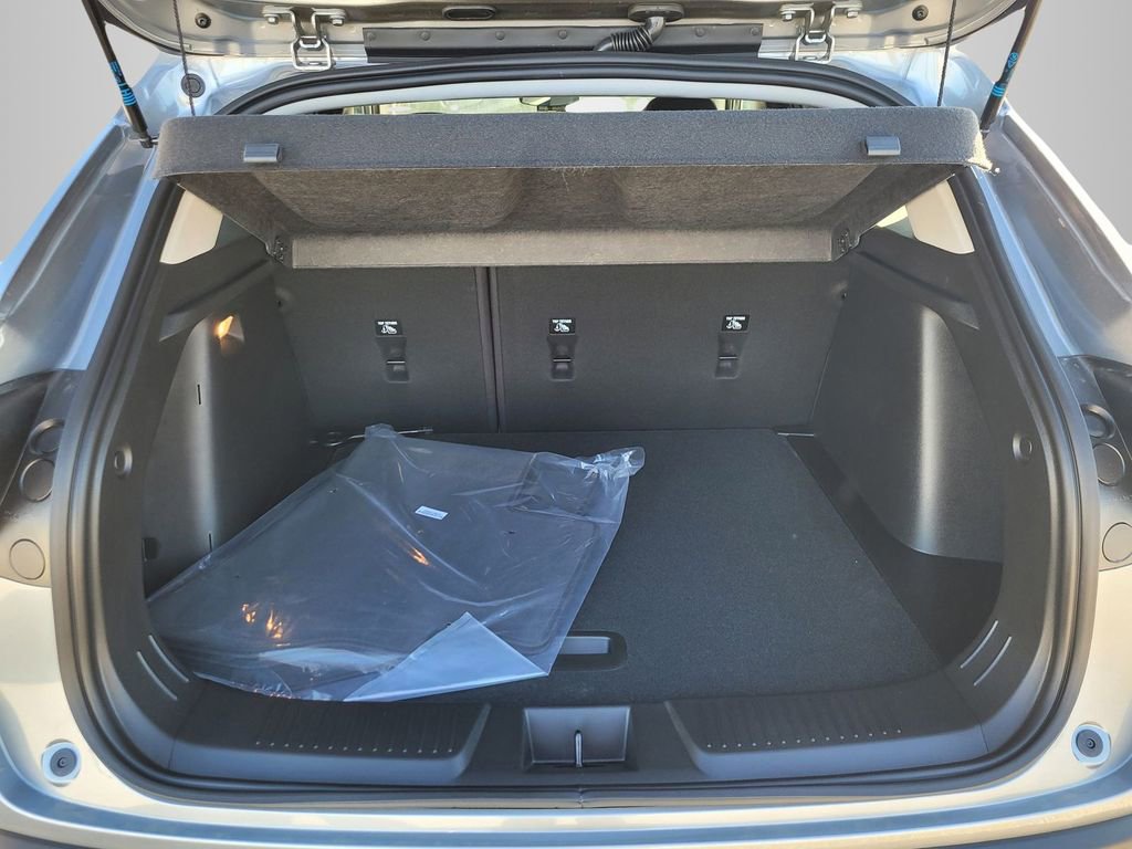 New 2026 Chevrolet Trax LT w/ Driver Confidence Package image 7