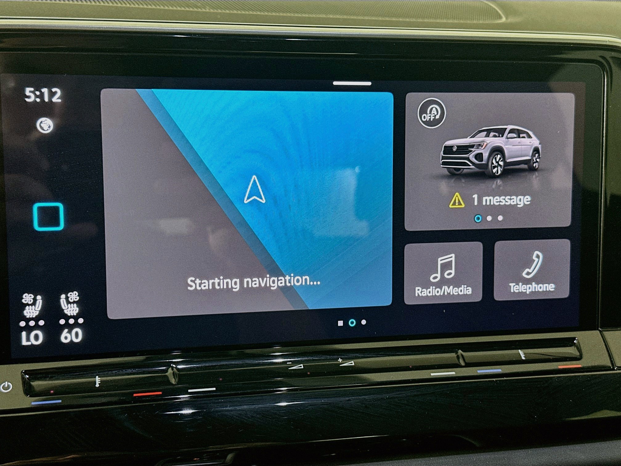 Used 2025 Volkswagen Atlas Cross Sport SE FWD image 22