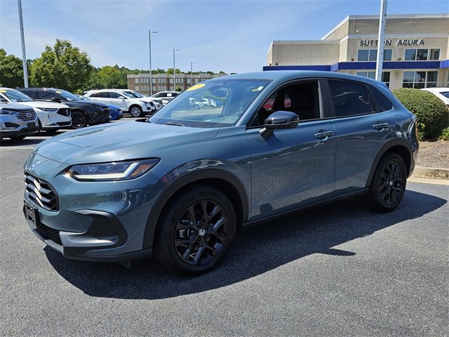 Used 2023 Honda HR-V Sport image 3