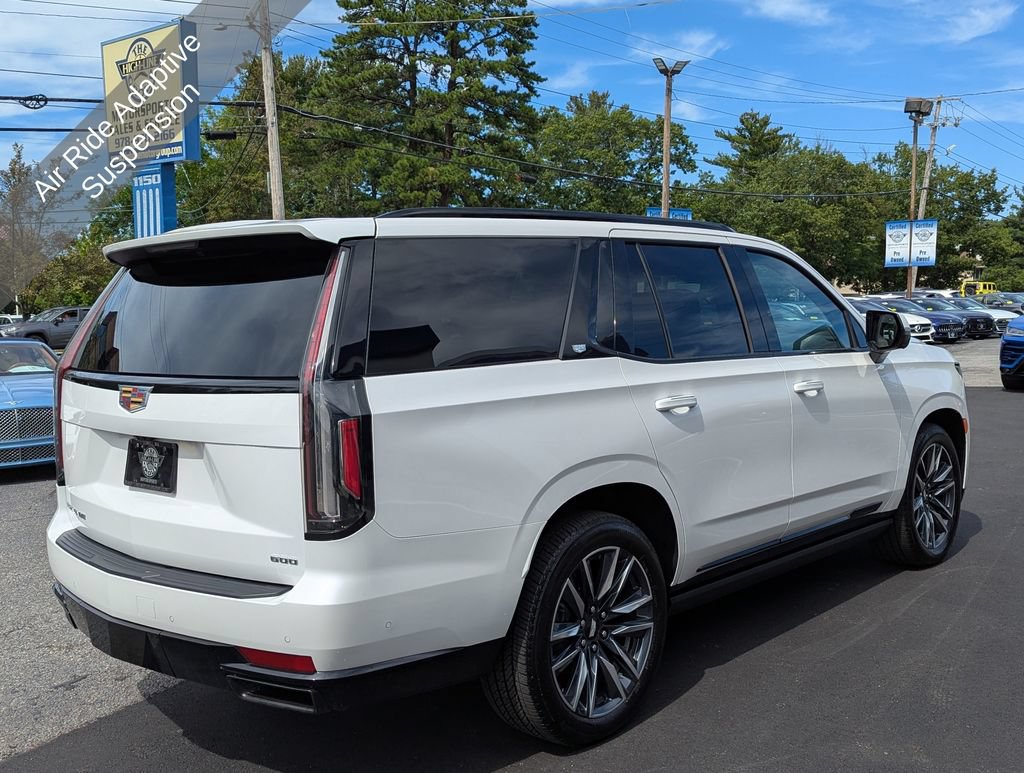 Used 2021 Cadillac Escalade Sport w/ Driver Assist Tech Package AWD/4WD image 9